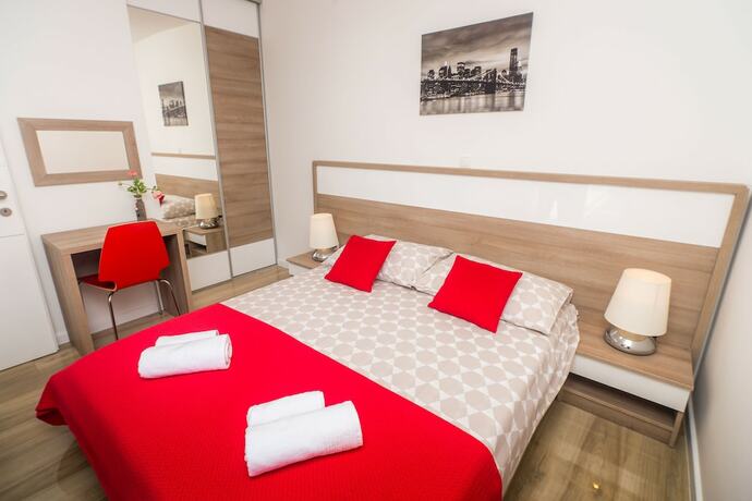 Imagen de la habitación del Hotel Apartments and Rooms Danivan Pool Villas. Foto 12