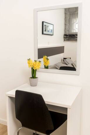 Imagen general del Hotel Apartments and Rooms Danivan Pool Villas. Foto 4