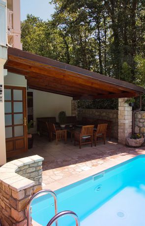 Imagen de los exteriores del Hotel Apartments and Rooms Degra. Foto 12