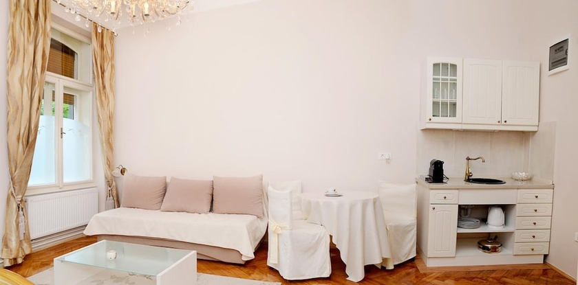 Imagen de la habitación del Hotel Apartments and Rooms Flowers. Foto 6