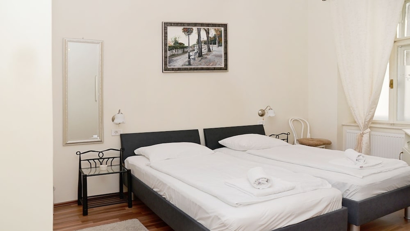 Imagen de la habitación del Hotel Apartments and Rooms Flowers. Foto 7