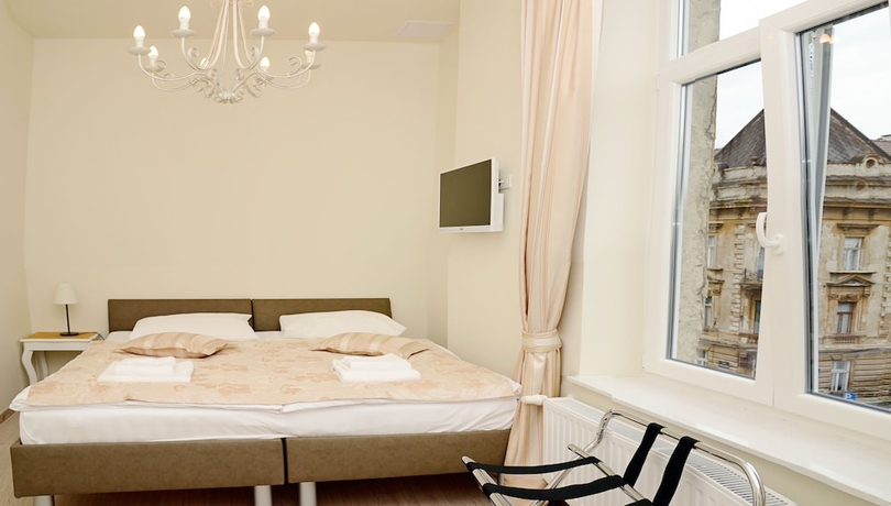 Imagen de la habitación del Hotel Apartments and Rooms Flowers. Foto 11