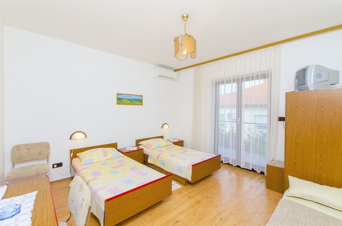 Imagen de la habitación del Hotel Apartments and Rooms Iva. Foto 11