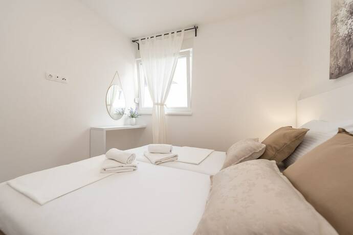 Imagen de la habitación del Hotel Apartments and Rooms Pool Villas Maris B. Foto 15