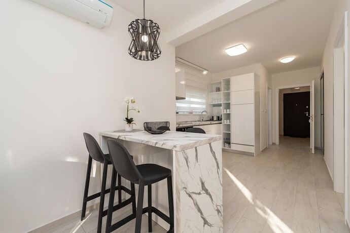 Imagen general del Hotel Apartments and Rooms Pool Villas Maris. Foto 2
