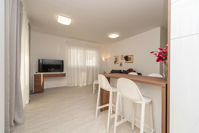 Imagen de la habitación del Hotel Apartments and Rooms Pool Villas Maris. Foto 17