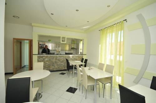 Imagen general del Hotel Apartments and Rooms Villa Maslina. Foto 4