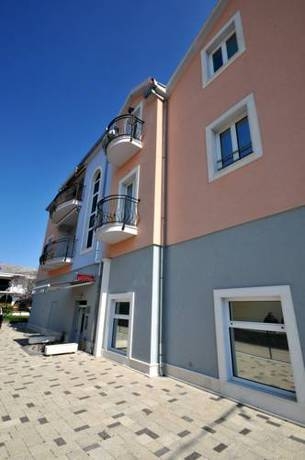 Imagen general del Hotel Apartments and Rooms Villa Maslina. Foto 11