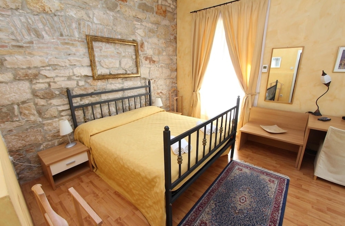 Imagen de la habitación del Hotel Apartments and Rooms Villa Rossella 2. Foto 11