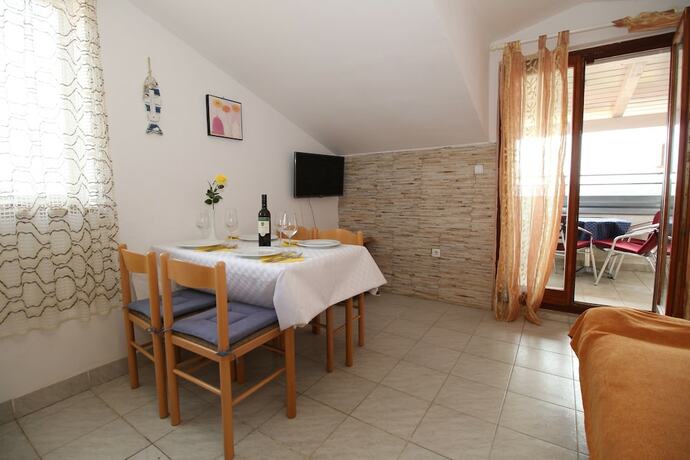 Imagen general del Hotel Apartments and rooms Eugenia. Foto 4