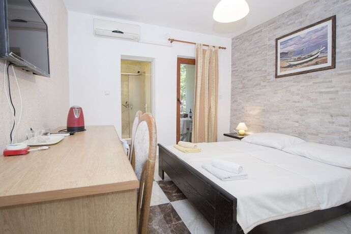 Imagen de la habitación del Hotel Apartments and rooms Eugenia. Foto 18