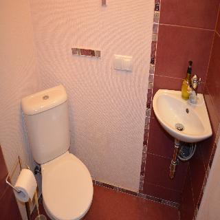 Imagen general del Hotel Apartments on Malaya Zhytomirskaya street. Foto 16