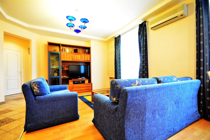 Imagen de los interiores del Hotel Aparton. Foto 11