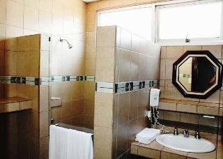 Imagen de los exteriores del Hotel Apartotel Los Yoses. Foto 6