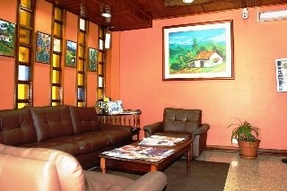 Imagen de la piscina del Hotel Apartotel Los Yoses. Foto 10