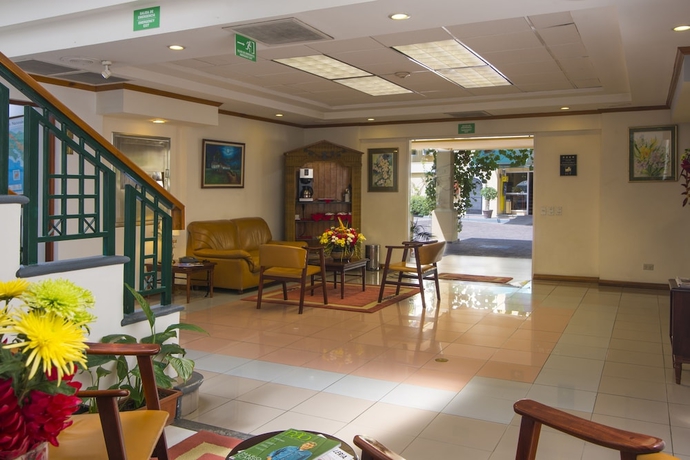 Imagen de los interiores del Hotel Apartotel and Suites Villas Del Rio. Foto 18