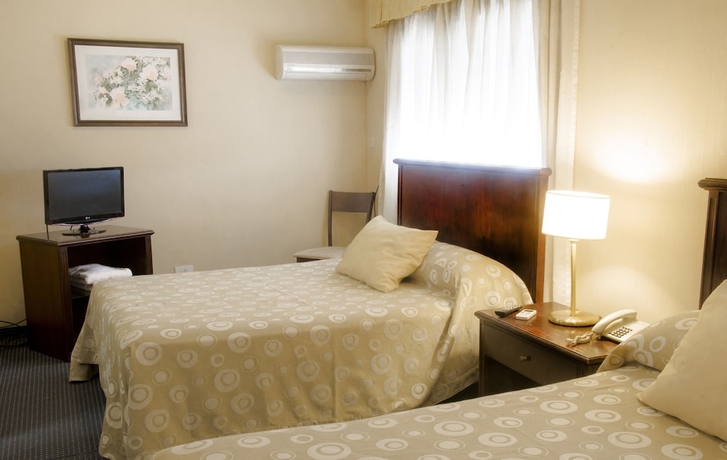 Imagen de la habitación del Hotel Apartur Buenos Aires. Foto 6