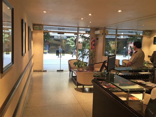 Imagen de los interiores del Hotel Apartur Buenos Aires. Foto 18