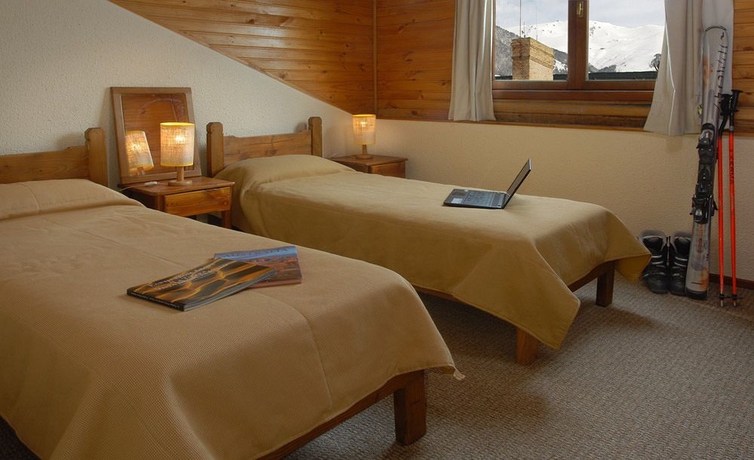 Imagen de la habitación del Hotel Apartur Catedral. Foto 6