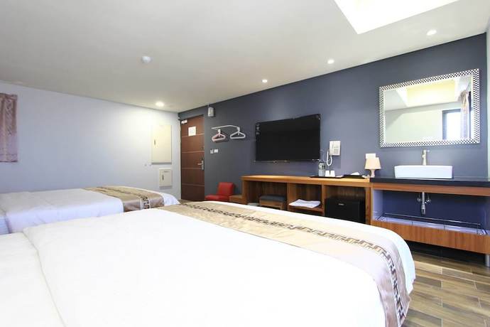 Imagen de la habitación del Hotel Apause. Foto 11