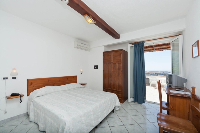 Imagen de la habitación del Hotel Ape Regina. Foto 8