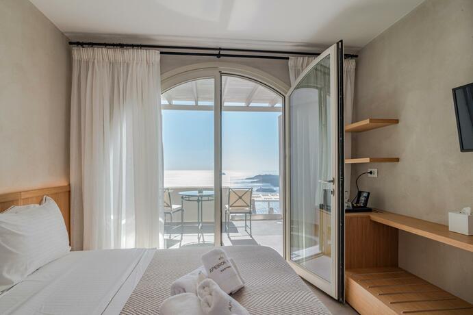 Imagen general del Hotel Apeiron Blue Santorini. Foto 14