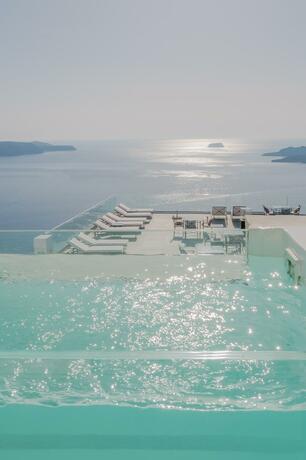 Imagen general del Hotel Apeiron Blue Santorini. Foto 19