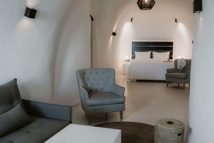 Imagen general del Hotel Apeiron Blue Santorini. Foto 40