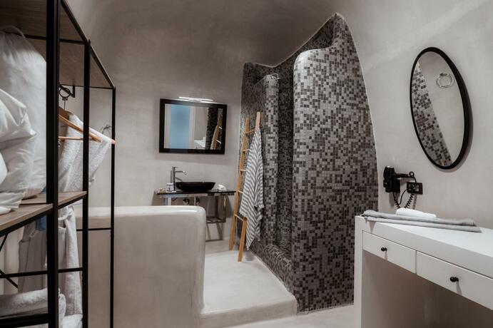 Imagen general del Hotel Apeiron Blue Santorini. Foto 46