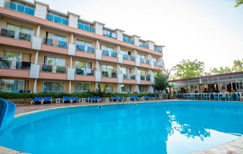 Imagen general del Hotel Aperion Beach Side. Foto 6