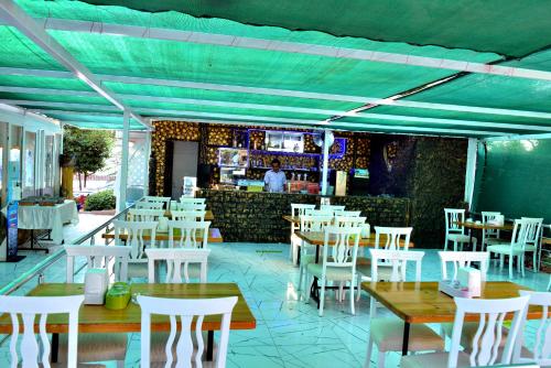 Imagen general del Hotel Aperion Beach Side. Foto 16