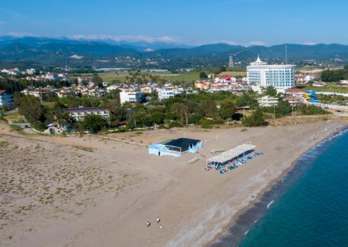 Imagen general del Hotel Aperion Beach Side. Foto 18