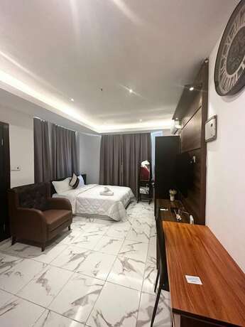 Imagen de la habitación del Hotel Apex Suite. Foto 17