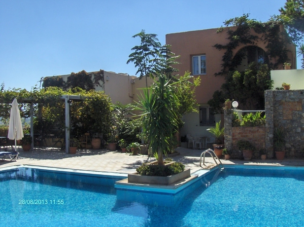 Imagen de la piscina del Hotel Aphea Village. Foto 15