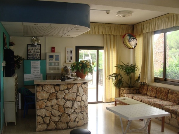 Imagen de los interiores del Hotel Aphelandra. Foto 16