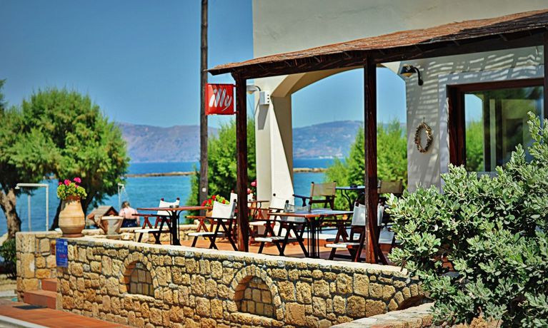 Imagen de los exteriores del Hotel Aphrodite Beach, Kissamos. Foto 19