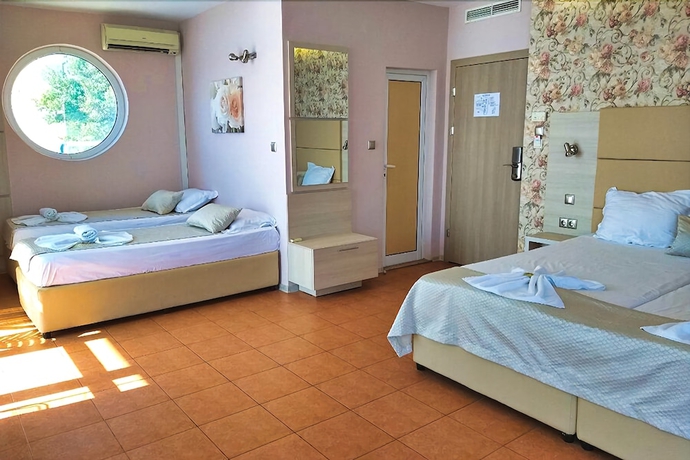 Imagen de la habitación del Hotel Aphrodite Beach, Nessebar. Foto 4