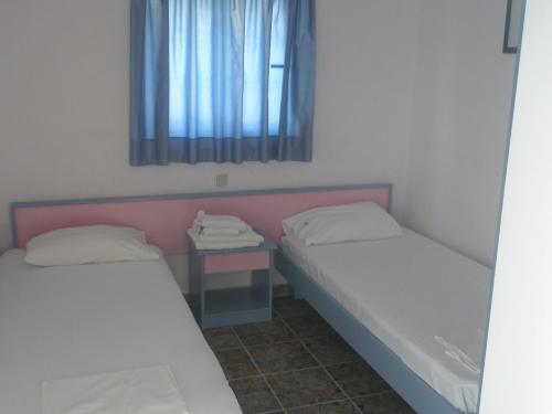 Imagen de la habitación del Hotel Aphrodite Beach, Vatera. Foto 7