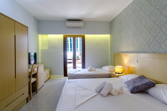 Imagen de la habitación del Hotel Aphrodite Boutique Syros. Foto 2