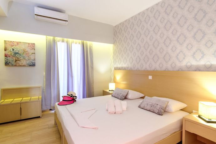 Imagen de la habitación del Hotel Aphrodite Boutique Syros. Foto 3