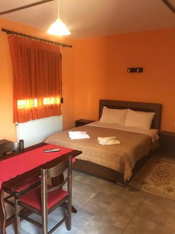 Imagen de la habitación del Hotel Aphrodite, Keramoti. Foto 7