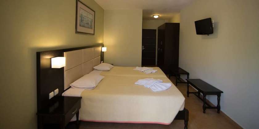 Imagen de la habitación del Hotel Aphrodite, Mythimna. Foto 8