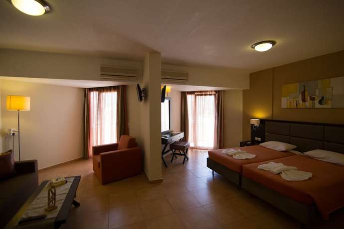 Imagen de la habitación del Hotel Aphrodite, Mythimna. Foto 13