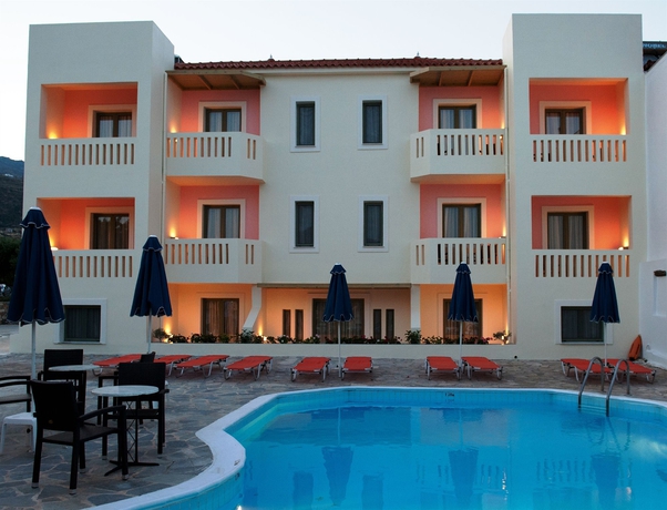 Imagen de los exteriores del Hotel Aphrodite Samos Superior Studios & Apartments. Foto 10