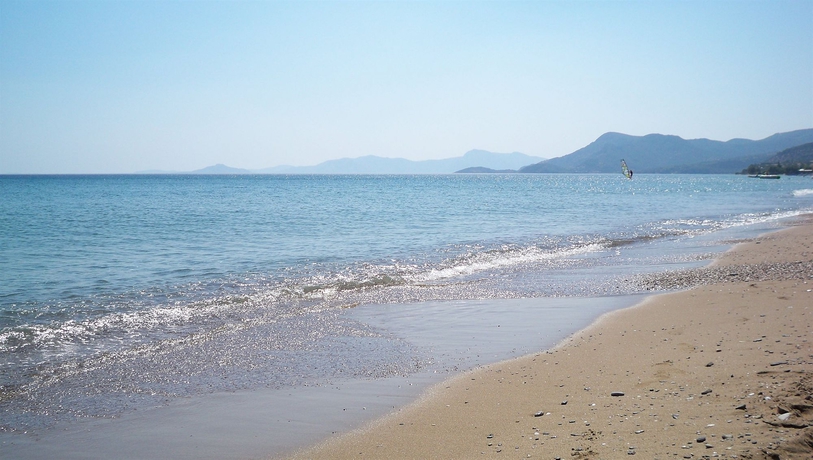Imagen de los exteriores del Hotel Aphrodite Samos Superior Studios & Apartments. Foto 11