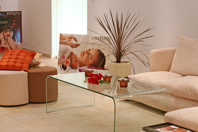 Imagen de los interiores del Hotel Aphrodite Sands Resort. Foto 12