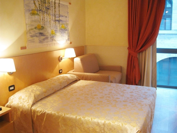 Imagen de la habitación del Hotel Aphrodite, Termini. Foto 5