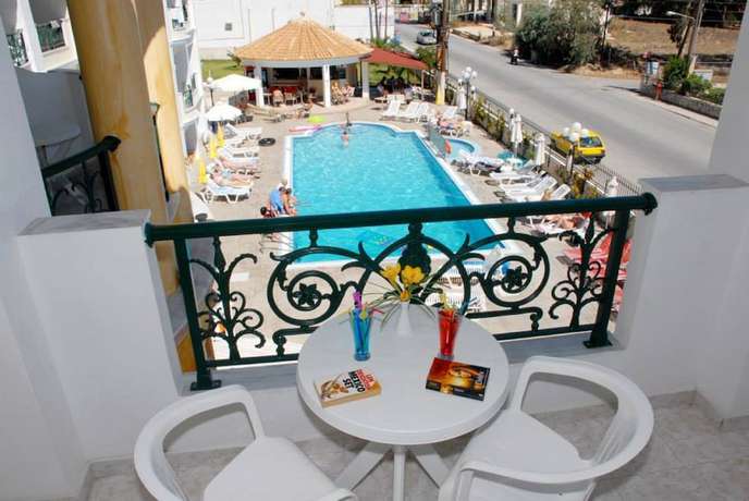 Imagen de la habitación del Hotel Aphrodite, Zante. Foto 2