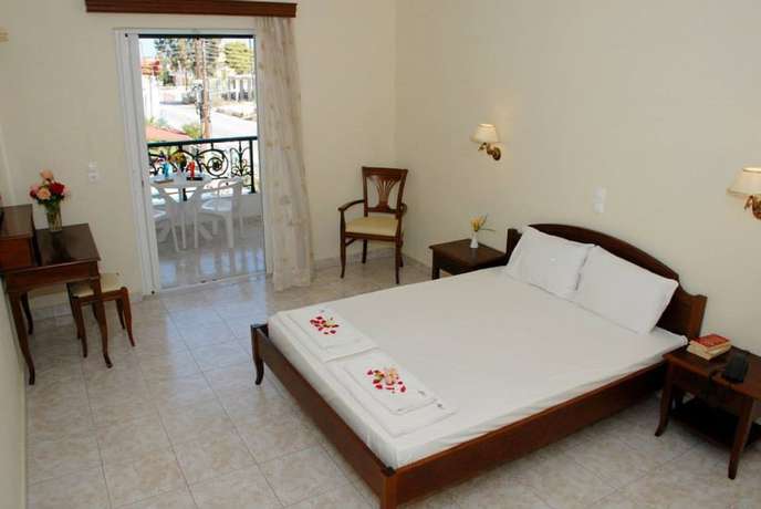 Imagen de la habitación del Hotel Aphrodite, Zante. Foto 14