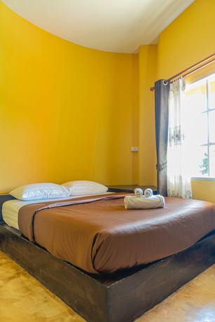 Imagen de la habitación del Hotel Apinya Resort Bangsarey. Foto 9